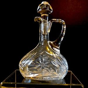 Small crystal decanter
